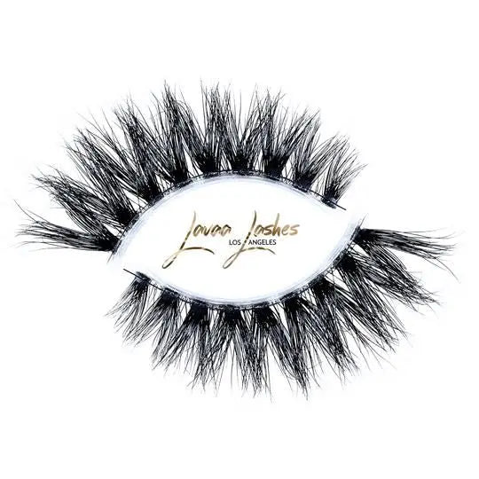 Elegant Lavaa lashes