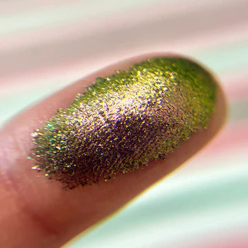 Solder | Dimensional Multichrome Eyeshadow Clionadh Cosmetics